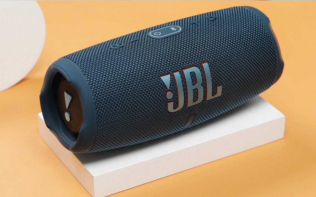 Thiết kế và tính năng nổi bật của loa JBL Charge 5