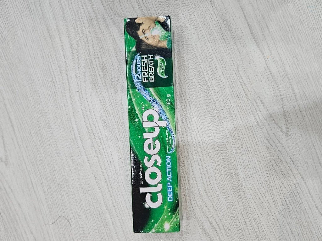 Kem đánh răng Closeup - Hiểu về thành phần, công dụng và ưu điểm