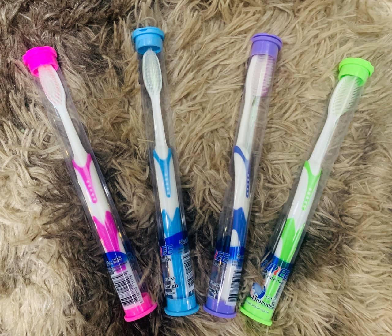 Bàn chải đánh răng Freshly Thái Lan có tốt không? Đánh giá chi tiết