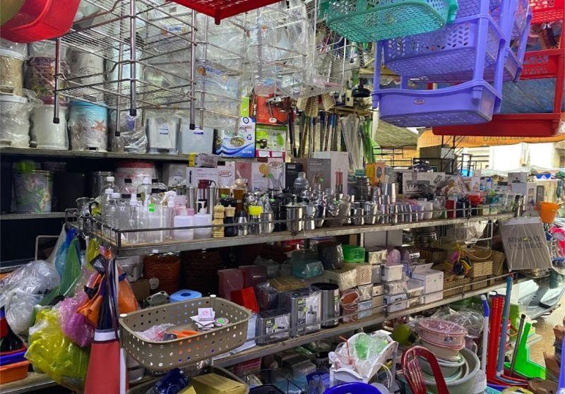 Khám phá thế giới Hàng Đồng Giá: Những Cửa Hàng Nổi Tiếng tại TPHCM