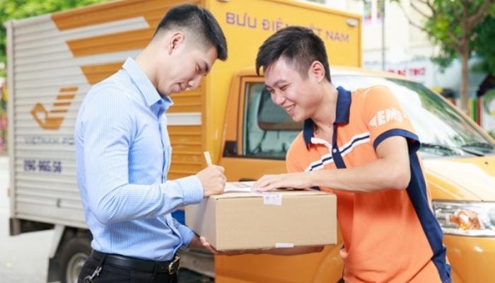 Cách ship hàng online qua bưu điện chi tiết từ A đến Z