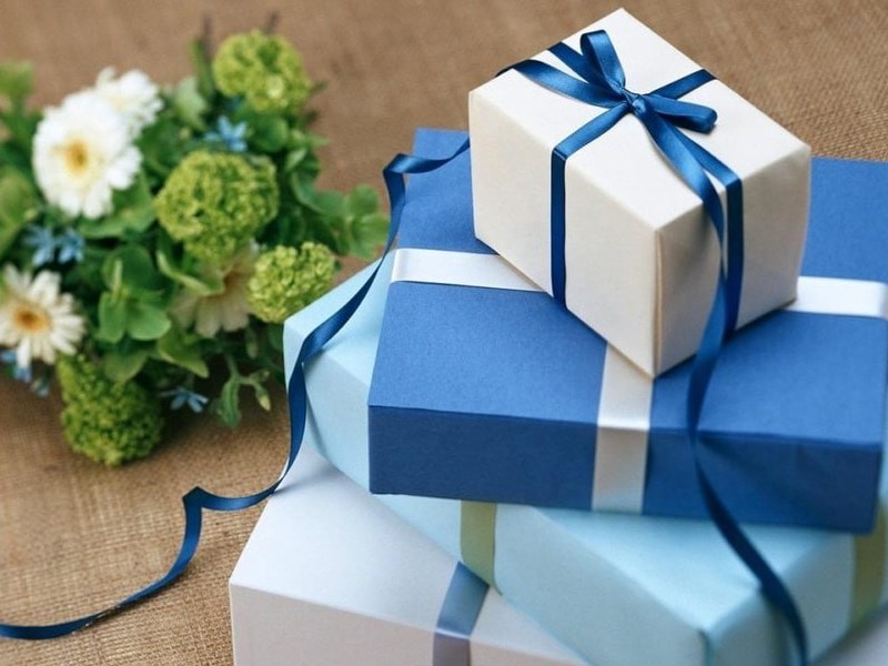 Top 12 Món Quà Tặng Cuối Năm Cho Khách Hàng Cực Tinh Tế Và Ý Nghĩa