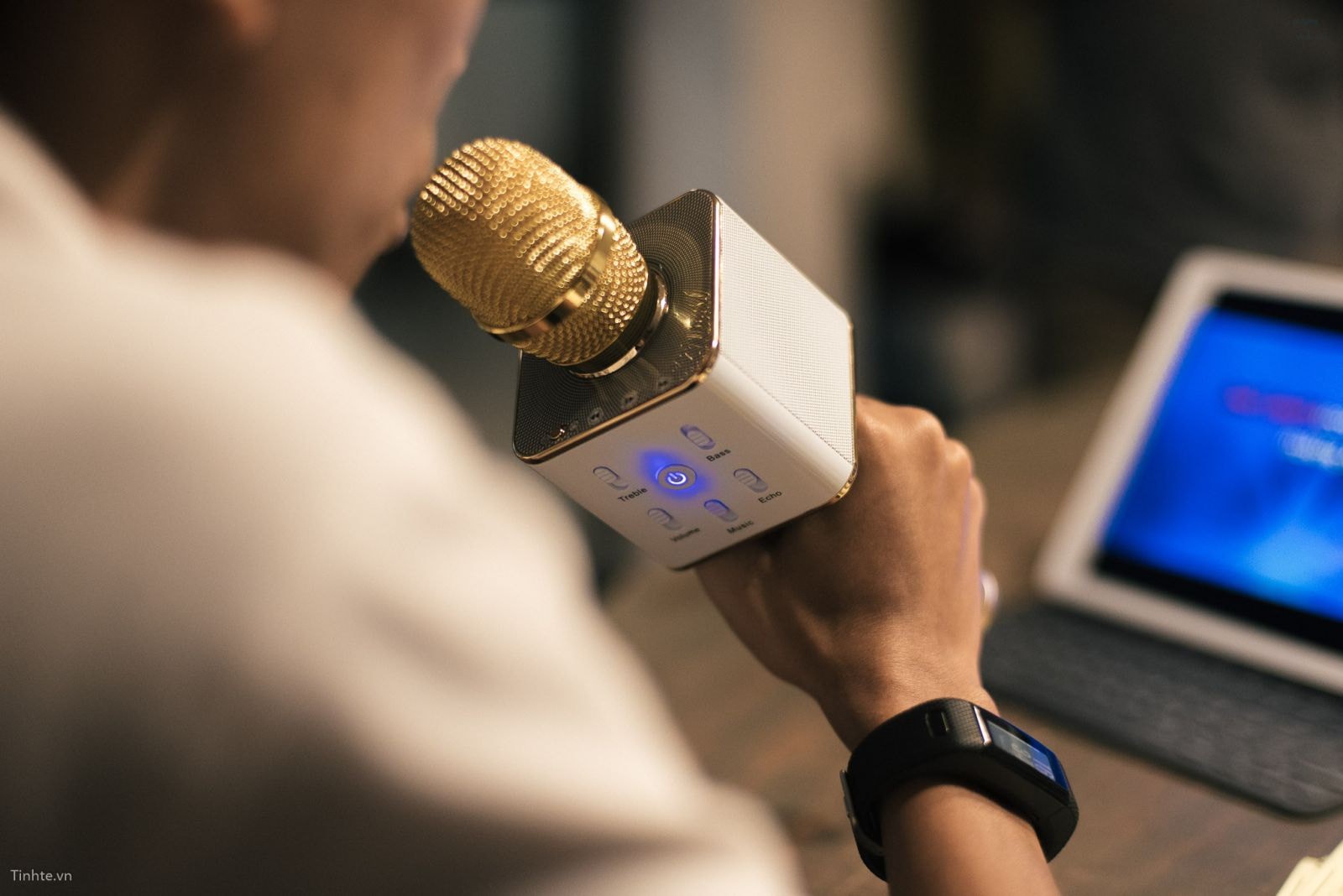 Cửa hàng bán micro karaoke bluetooth uy tín, giá tốt tại Việt Nam