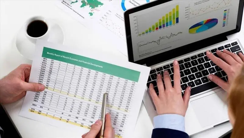 Bao-cao-tuan-cua-nhan-vien-kinh-doanh-la-gi-Cach-trinh-bay-hieu-qua_Báo cáo tuần của nhân viên kinh doanh.jpg