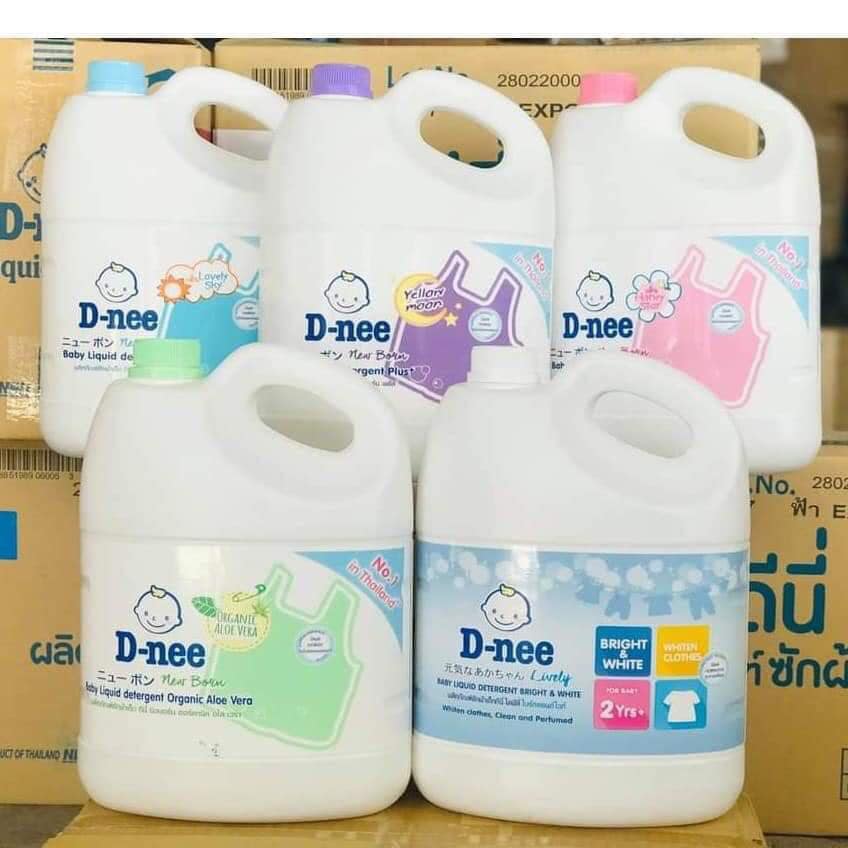 Thùng 4 chai nước giặt xả vải Dnee