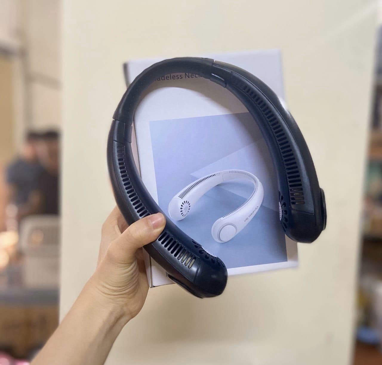 Quạt mini đeo cổ Tmark (Kiện 60 cái) 11