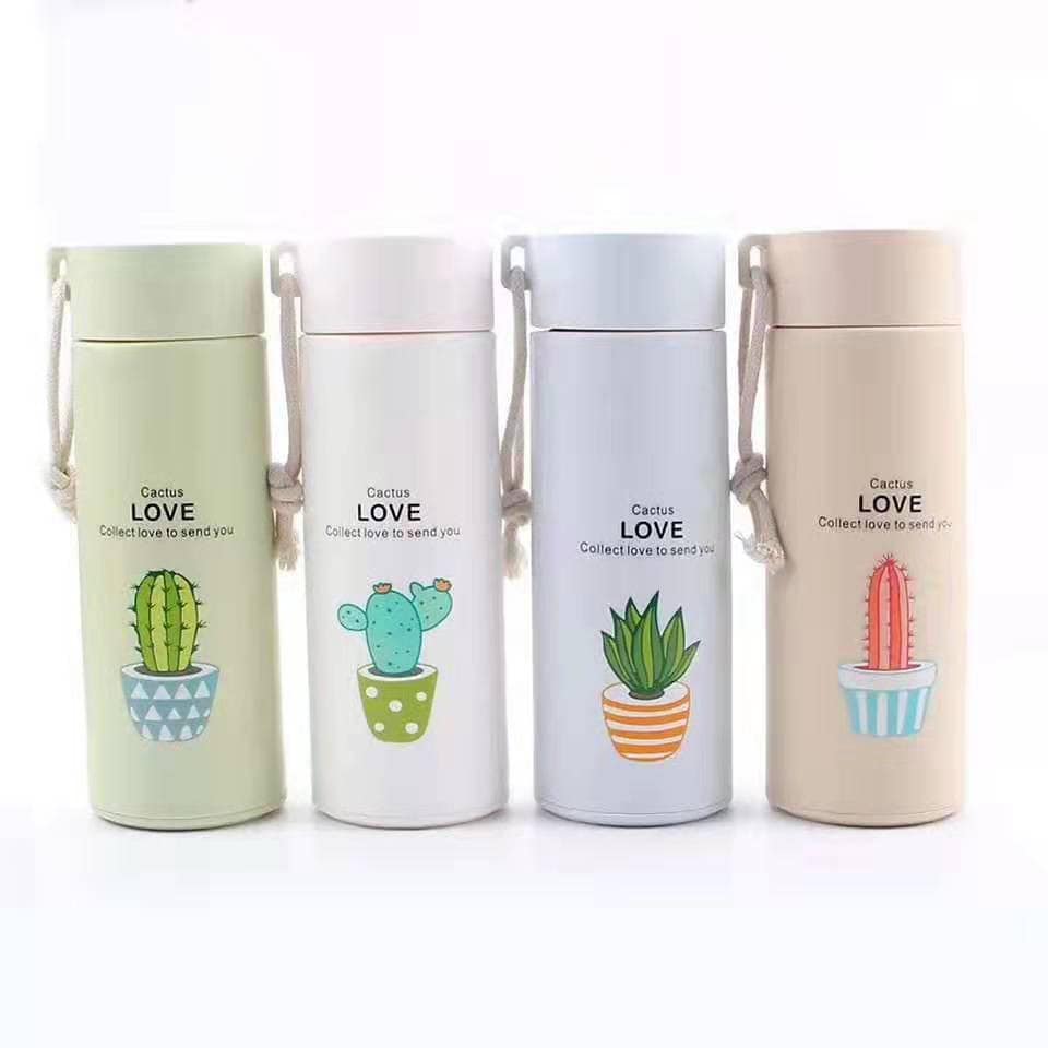 Bình nước thủy tinh bọc nhựa chữ love 400ml – họa tiết màu ngẫu nhiên Tmark (Kiện 80 cái) (đi từ 10k)