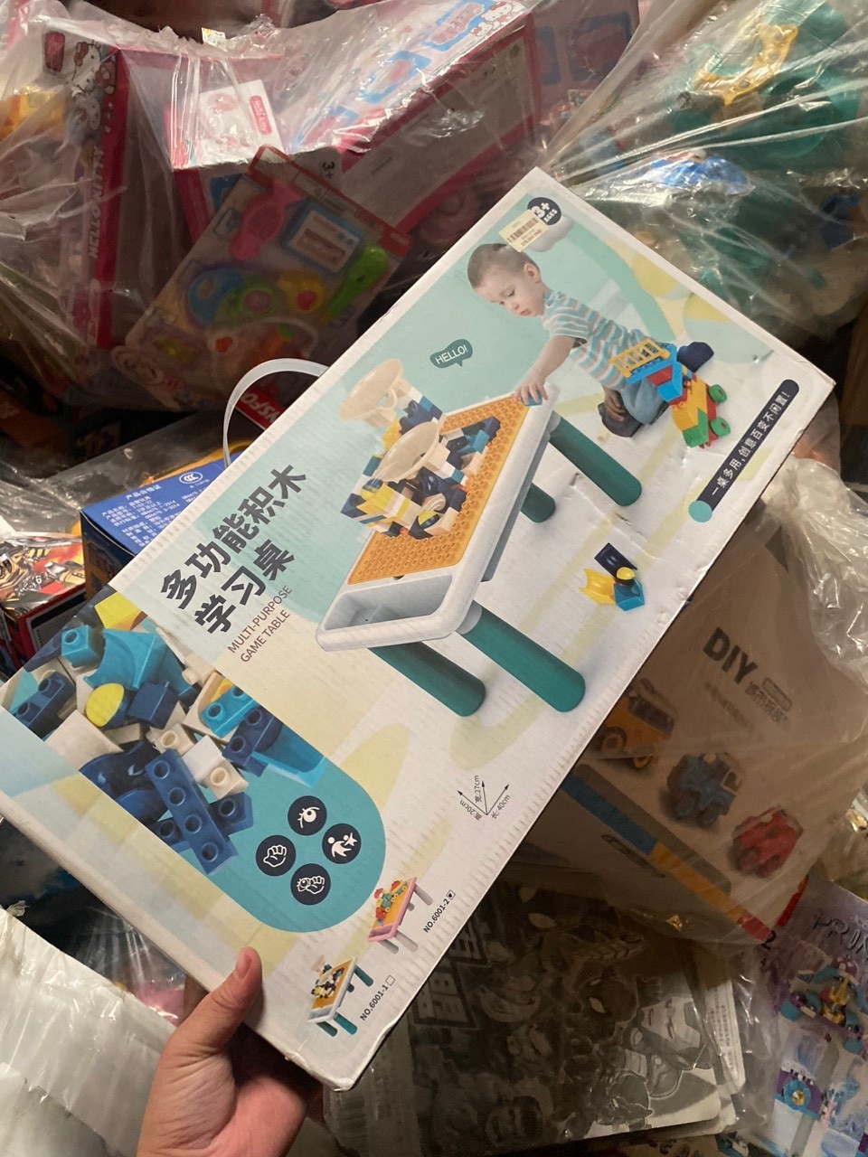 Đồ chơi- Bàn lego 142 chi tiết