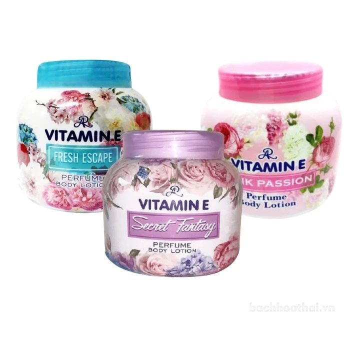 Hàng Thái - Lốc 6 hũ kem dưỡng thể vitamin E hương nước hoa 200g (Kiện 20 lốc)