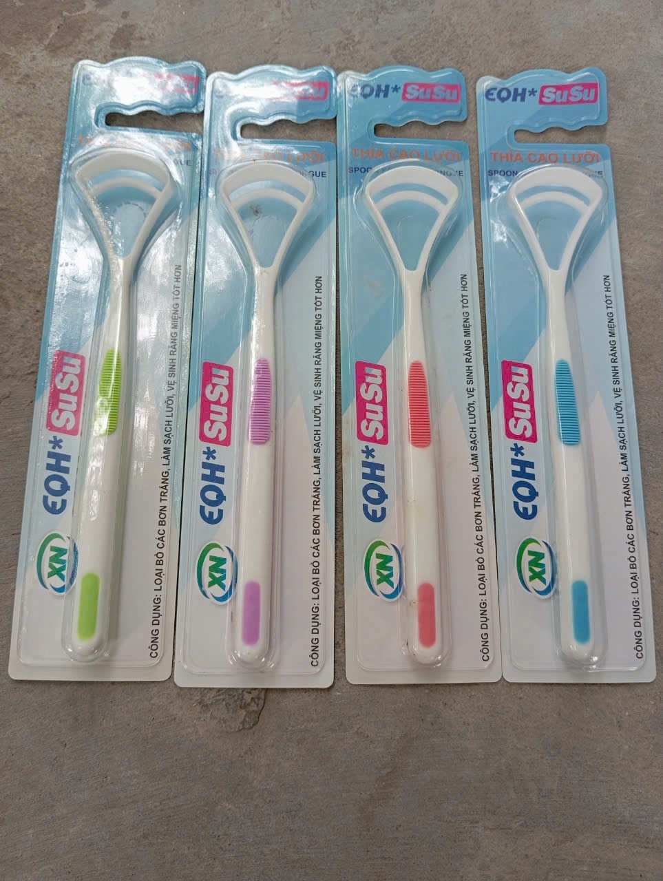 Dụng cụ nạo lưỡi EQH Susu (kiện 432 cái)(đi theo hộp 24 cái)