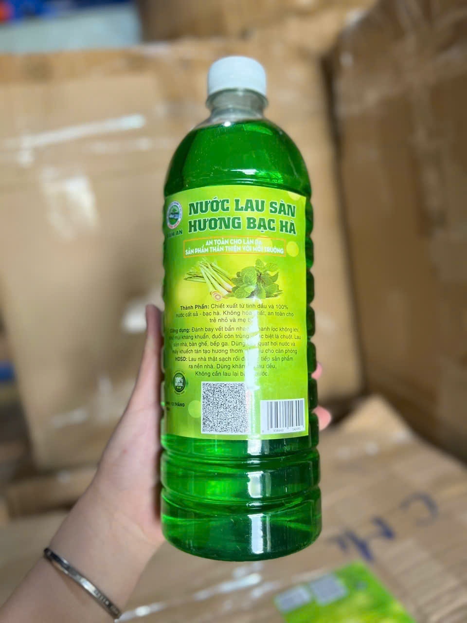 Nước lau sàn tinh dầu bạc hà 1000ml