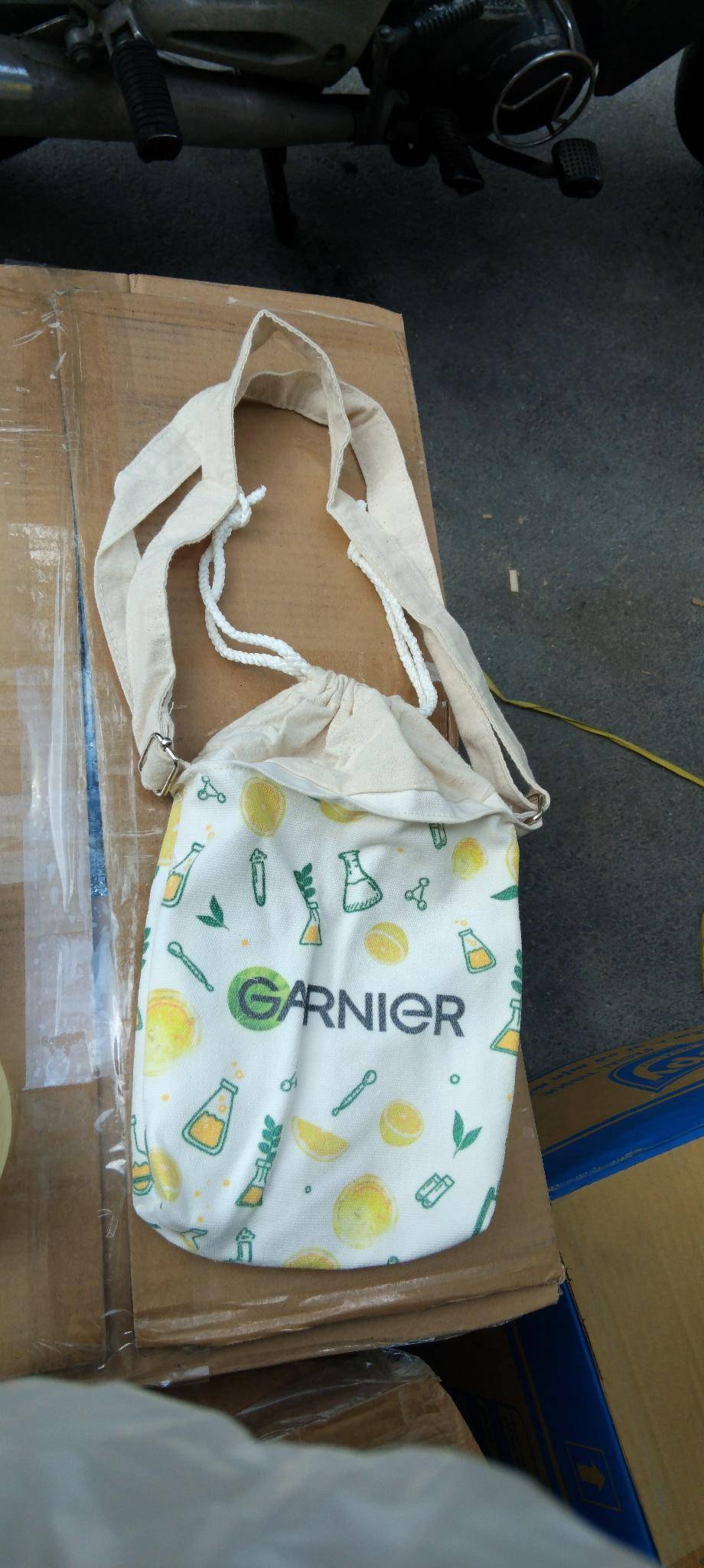 Túi chéo dây rút Ganier