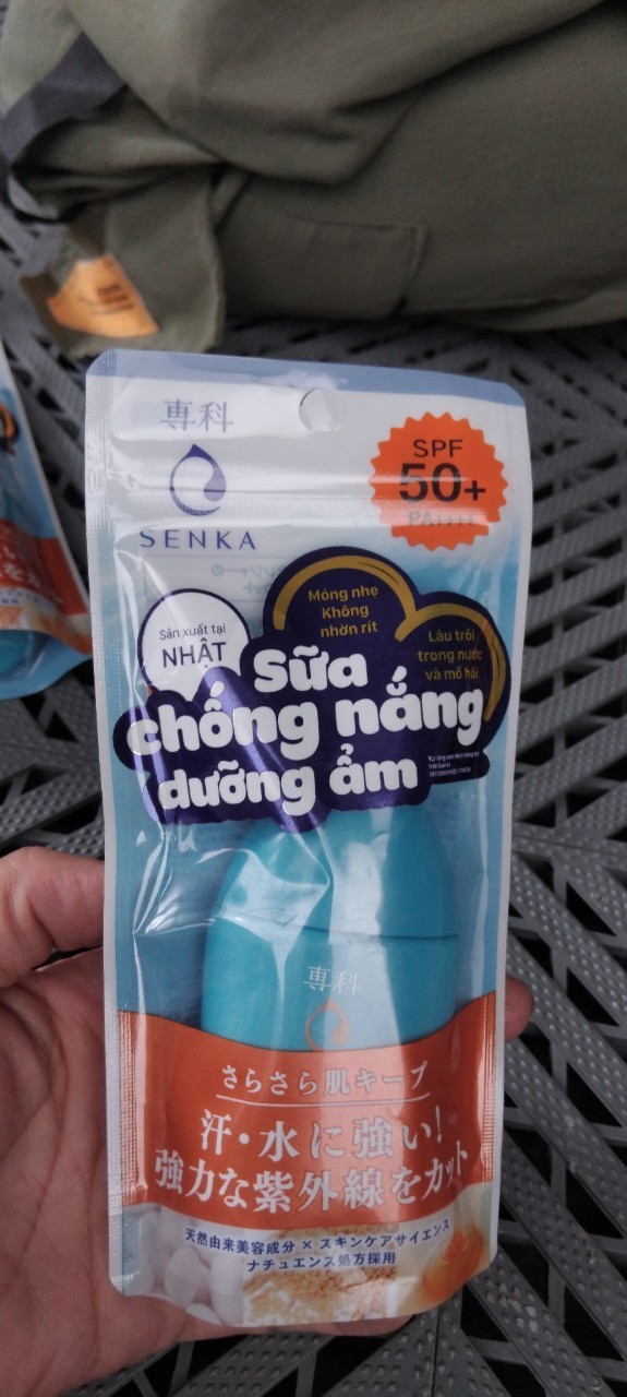 Hàng nhật- Sữa chống nắng Senka 40ml