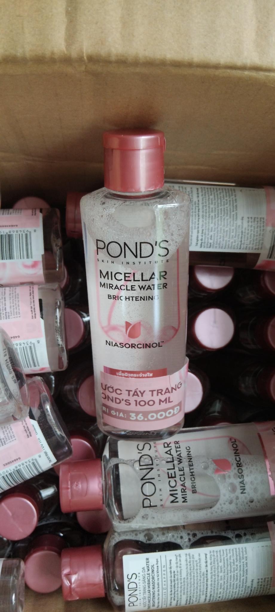 Nước tẩy trang làm sáng da Pond's Brightening Micellar Water Vitamin 100ml Tmark