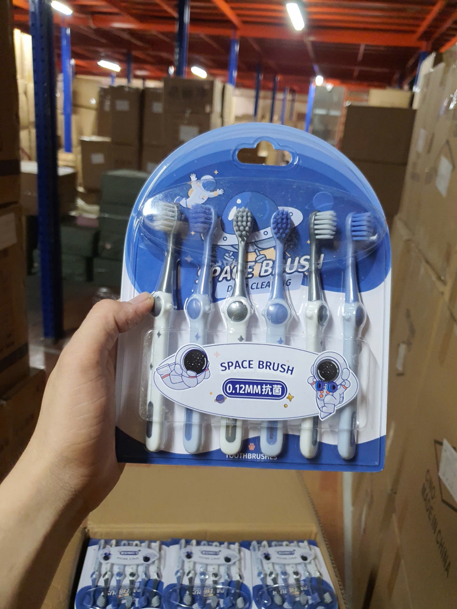 Set 6 bàn chải phi hành gia (Kiện 102 set)