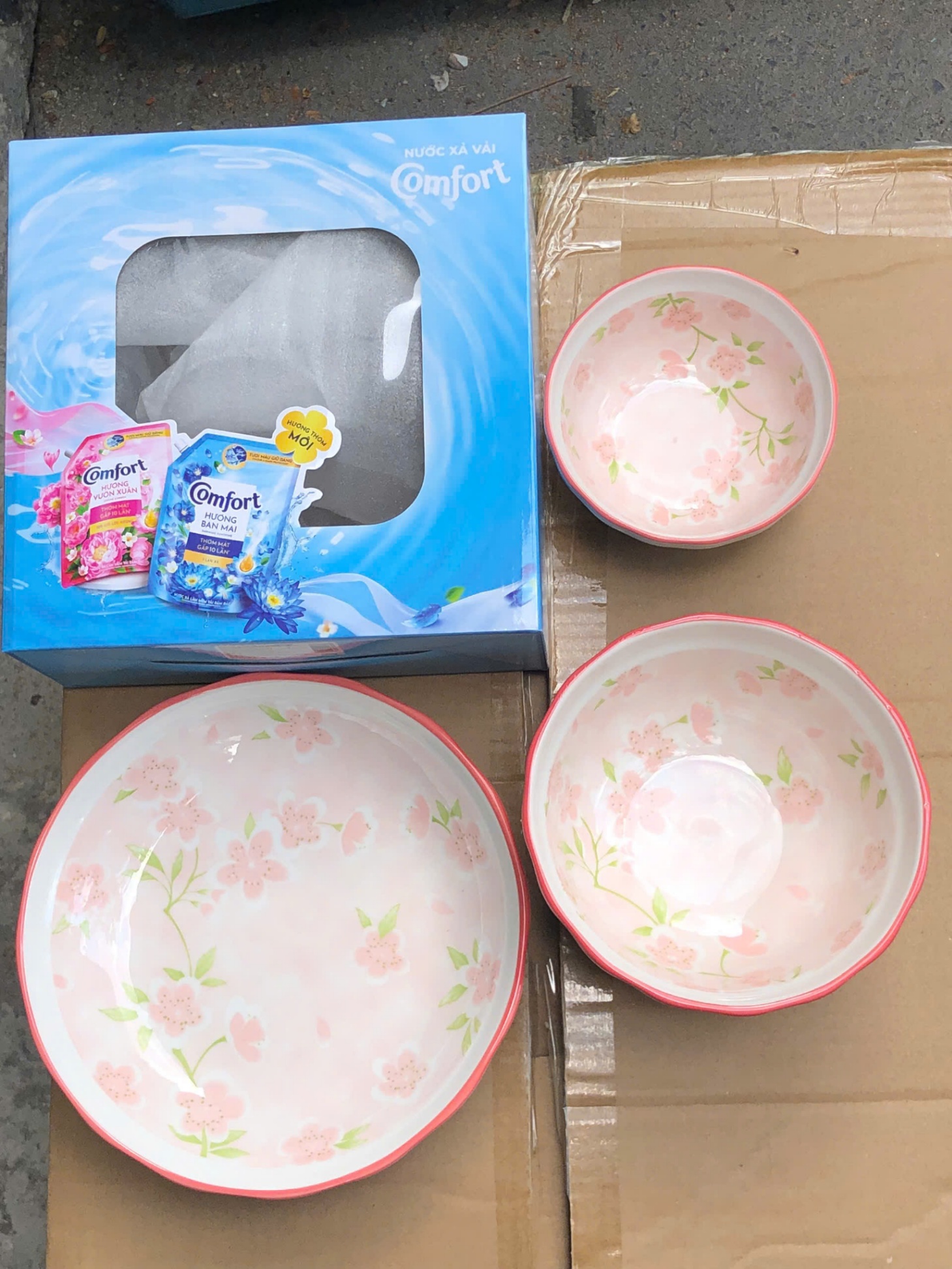 Bộ Tô- Chén- Đĩa gốm tráng men hoa văn (Kiện 50 bộ)(Hàng nguyên kiện)