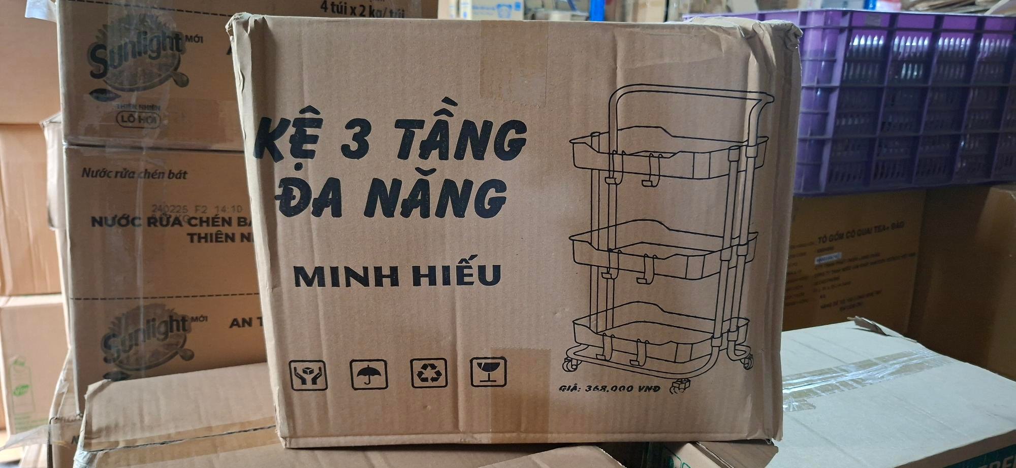 Kệ đẩy 3 tầng có bánh xe - kệ SPa ( Kiện 12 cái )
