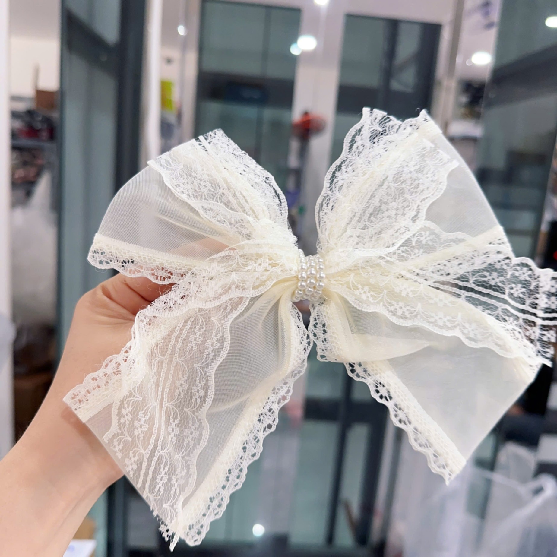 kẹp nơ ren lớn ( kiện 50) ( hàng nguyên kiện)