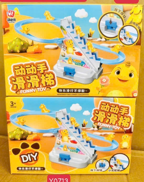 Đồ chơi trẻ em bằng nhựa: bộ lắp ghép cầu trượt và bóng (10 chi tiết), không dùng pin model: 387-035, KT(17*17*22)cm+/-10%. mới 100% ( Kiện 100)