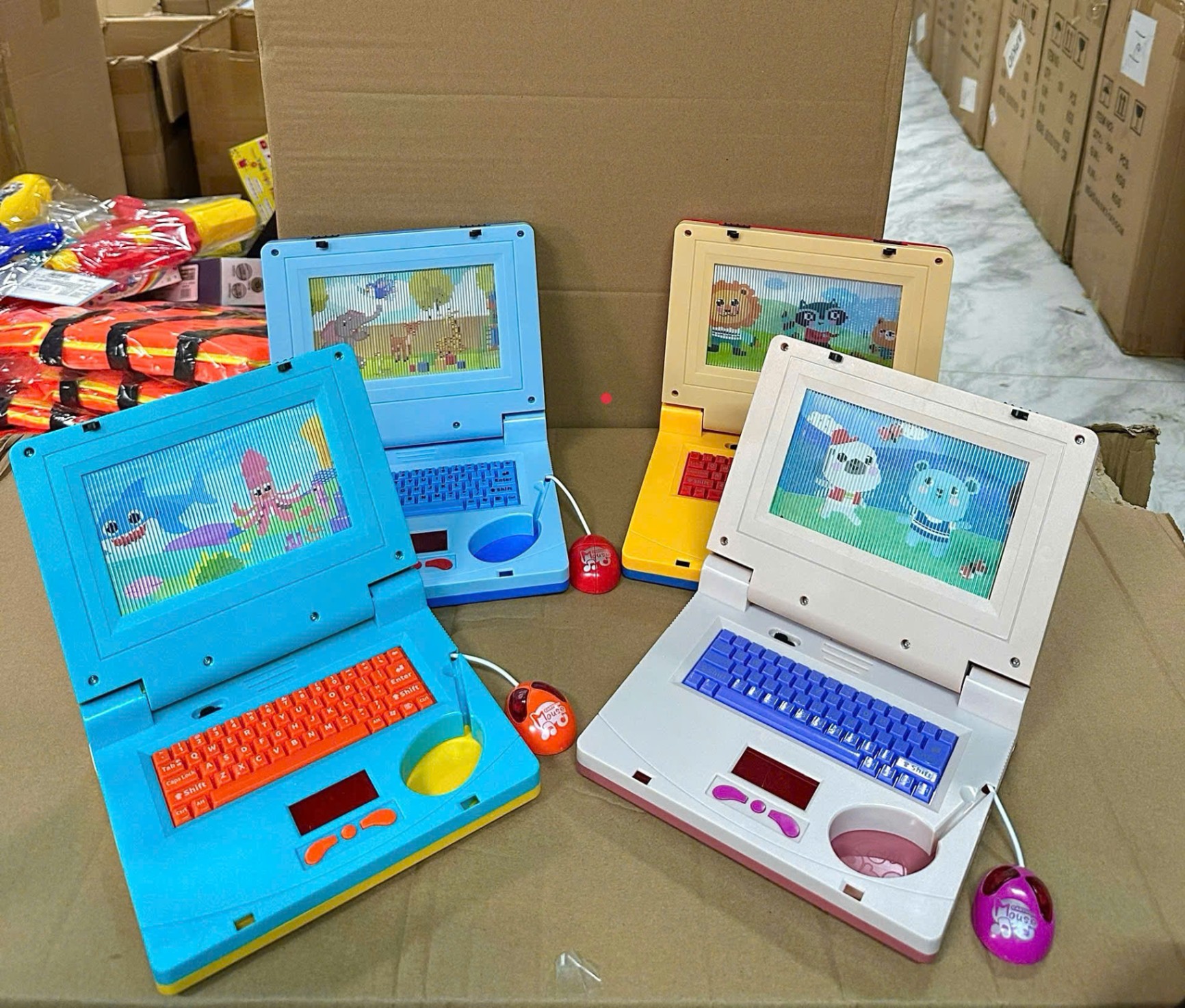 Đồ chơi trẻ em bằng nhựa: bộ máy tính kèm chuột, model: HQ2236C,HQ2236D,HQ2236R,HQ2236S,HQ2236T,HQ2236U, có nhạc dùng pin, KT(19.6*4.4*16.3)cm+/-10%. Không có chứa phần mềm, dữ liệu,mới 100%