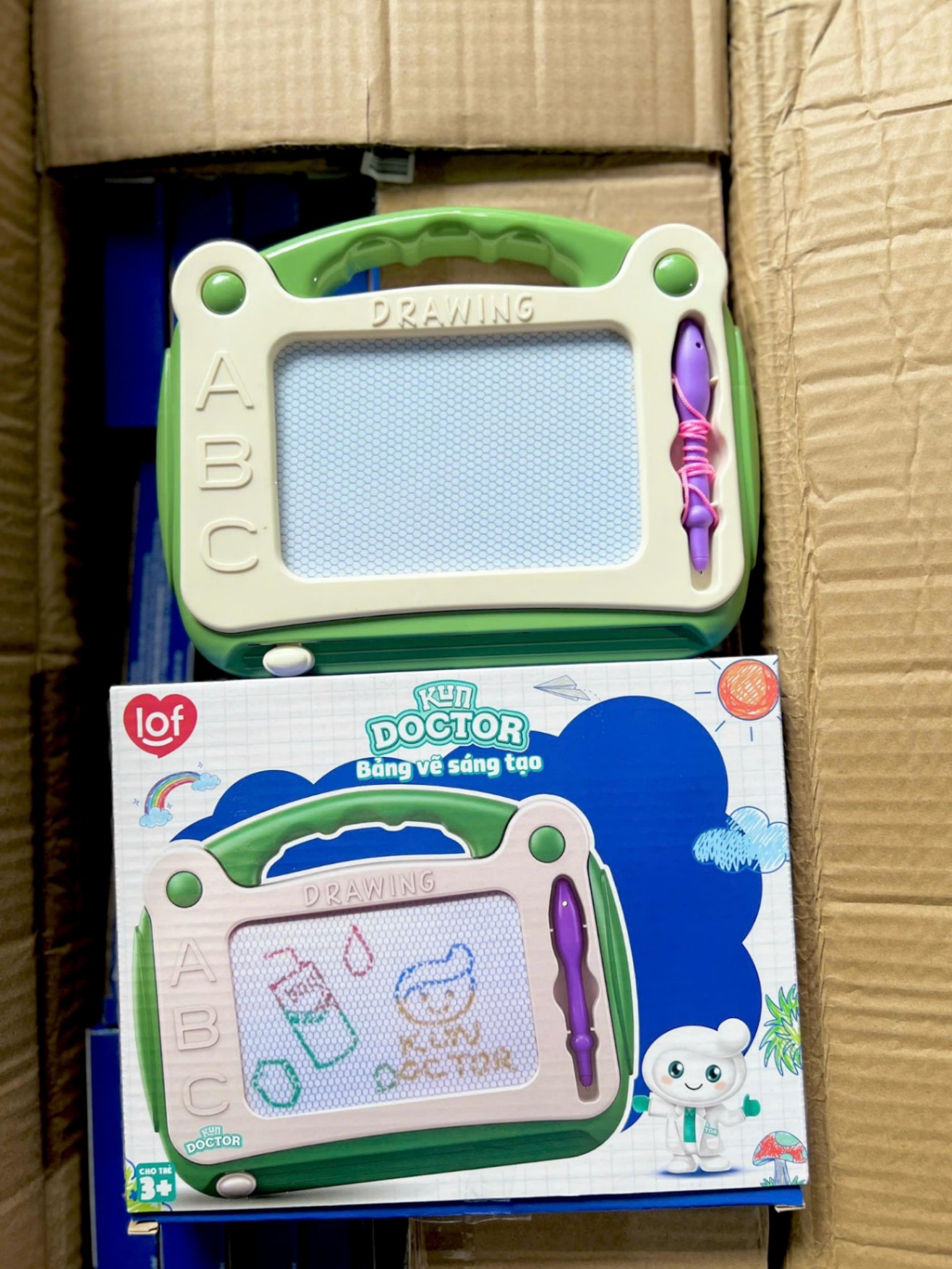 Bảng vẽ từ tính Doctor Kun (Kiện 108 cái)