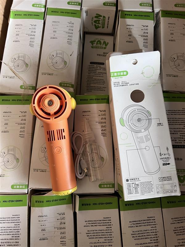 Quạt mini cầm tay phun sương (Kiện 140 cái) 2
