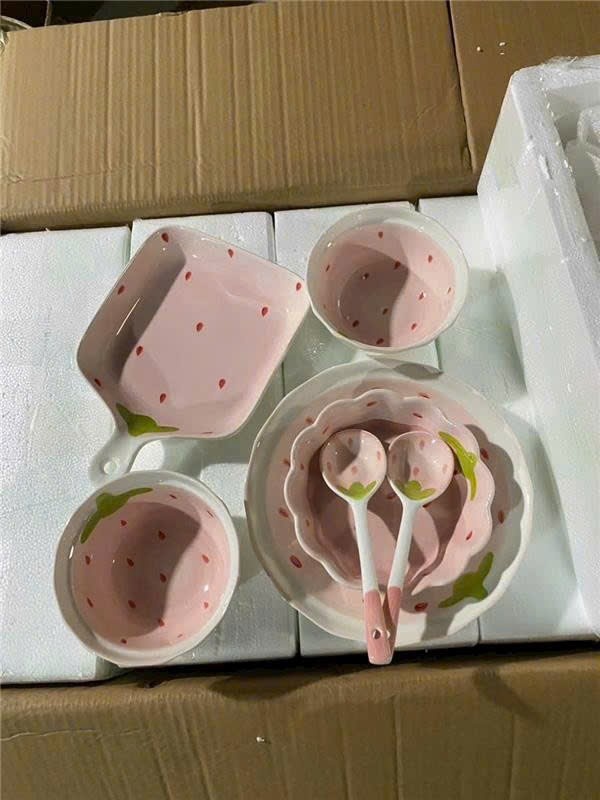 Bộ chén bát dâu hồng (kiện 10 bộ( 2