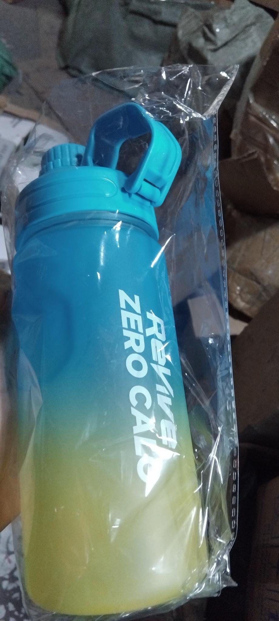 Bình đựng nước Revive (Kiện 60 cái) 2