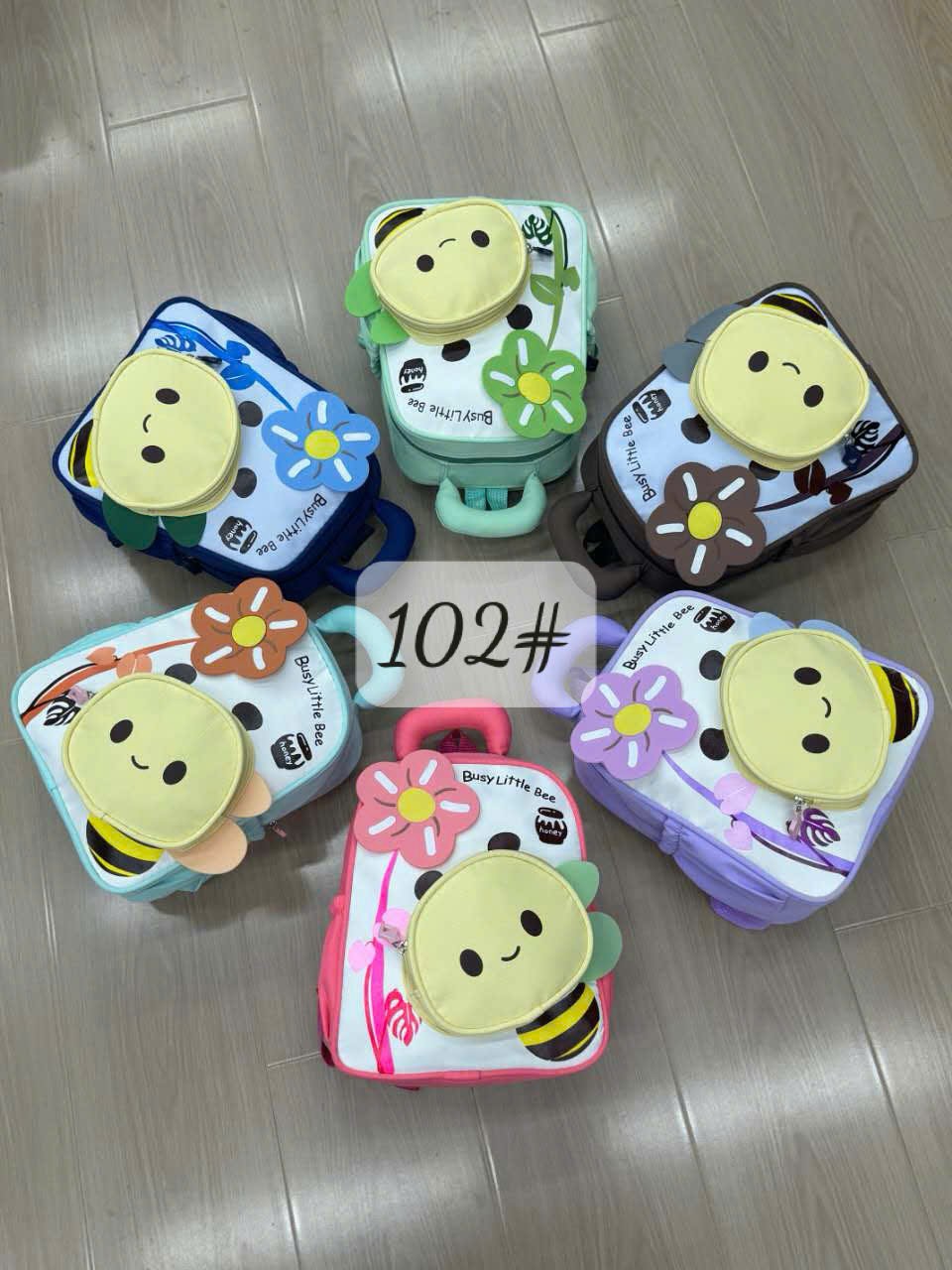 Balo đi học cho bé hình con ong 8102 (Kiện 20 cái) 2