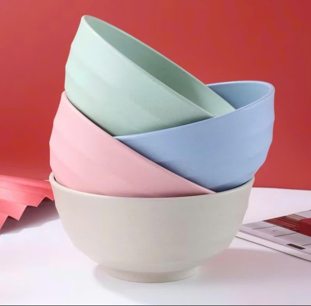 Bát nhựa (nhựa PP) dùng trong nhà bếp. KT: phi 10cm +-10%