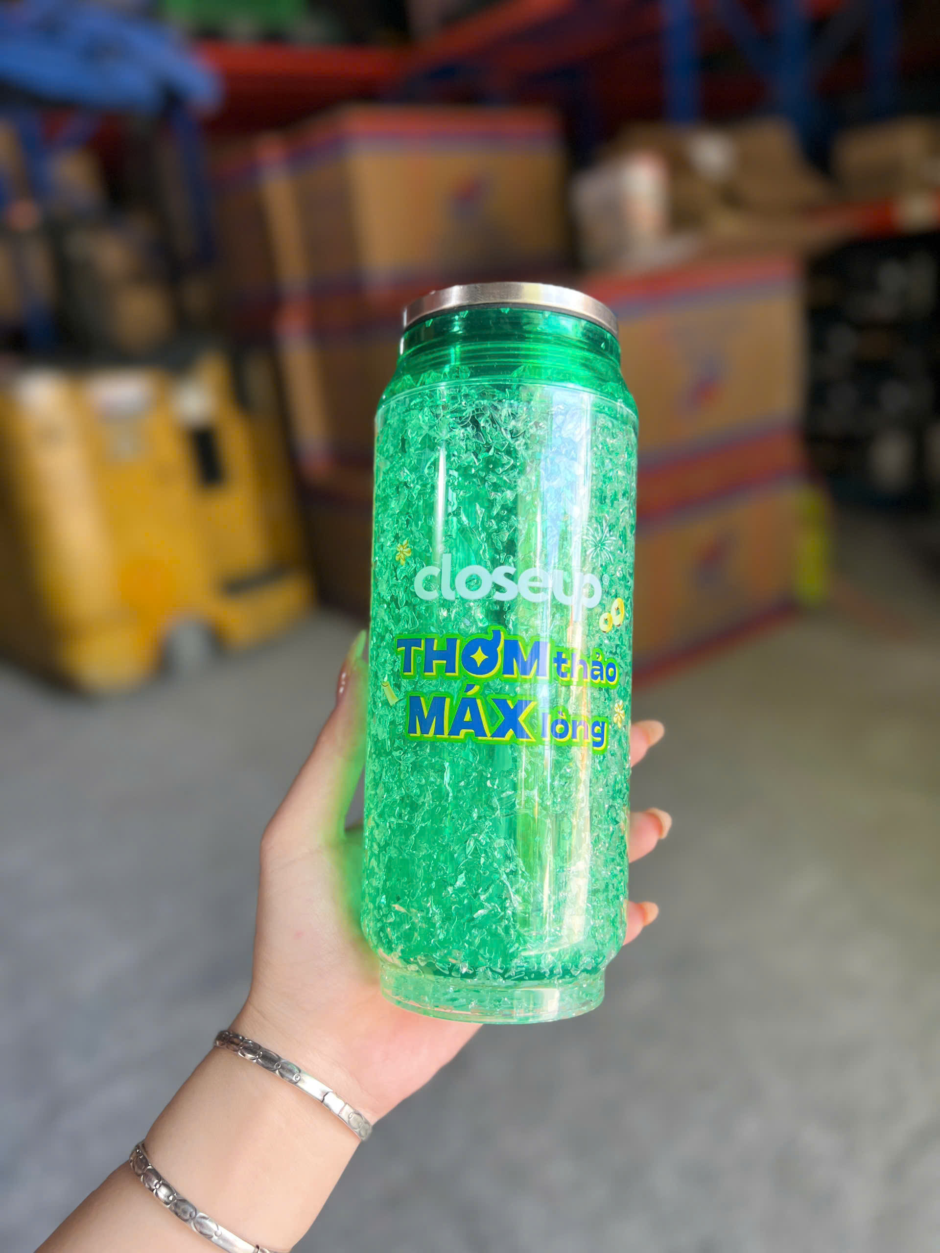 Bình closeup 450ml (Kiện 27 cái)(Hàng nguyên kiện) 2