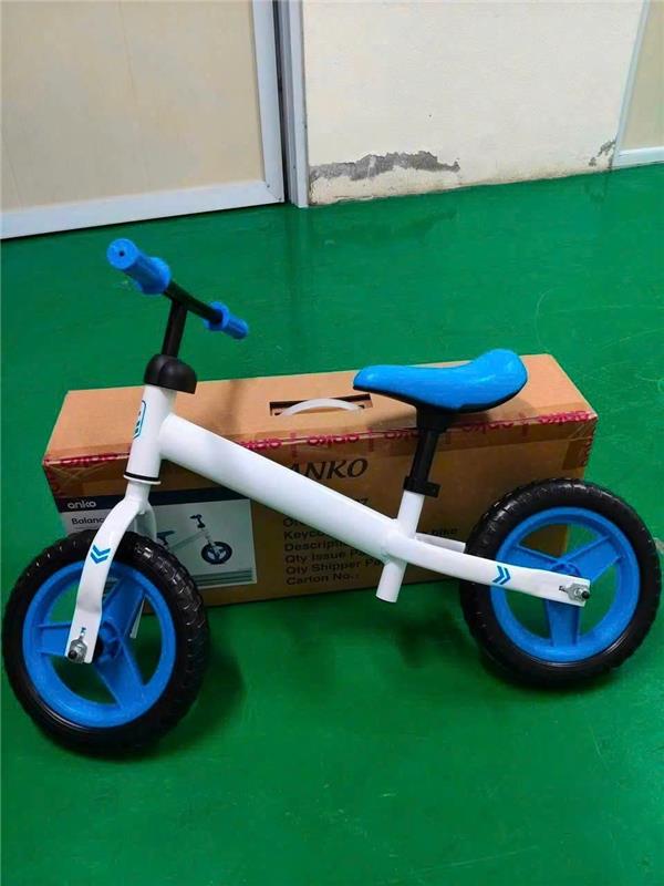 ĐCTE:Xe chòi chân(xe thăng bằng)cho bé,chất liệu nhựa+sắt,chiều cao yên 34cm,model:'1388,516,8005,618,GX-968,616.Mới 100% 2