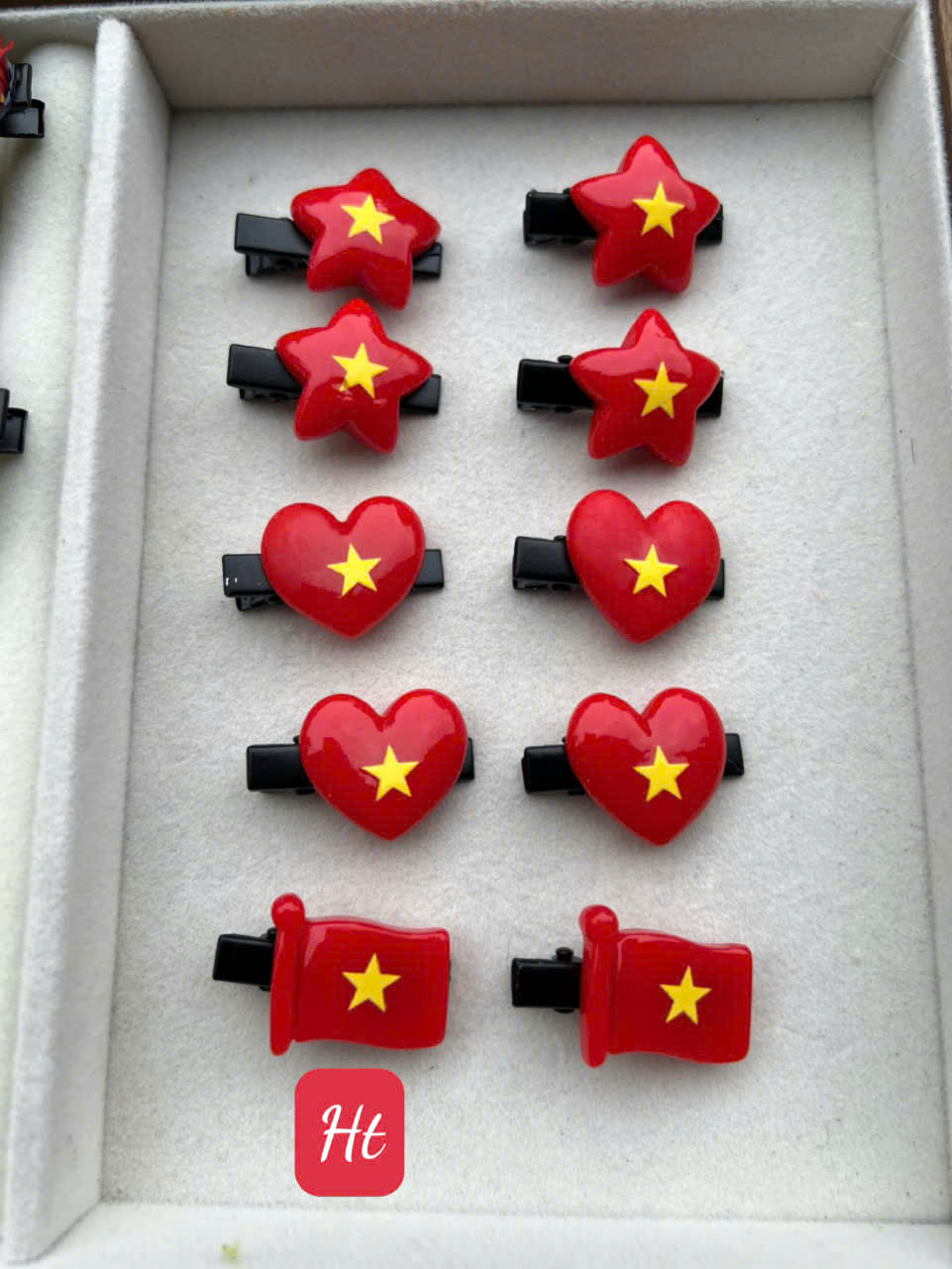 Kẹp cờ nhựa Việt Nam ( Kiện 100 cái) ( hàng nguyên kiện)
