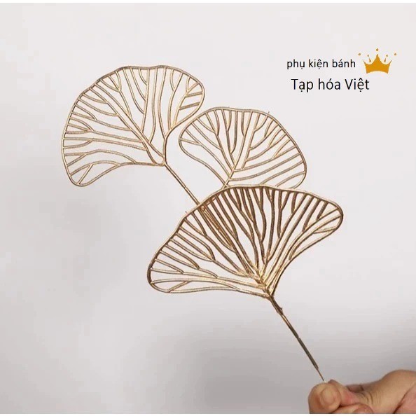 Cành Rẻ Quạt Đồng