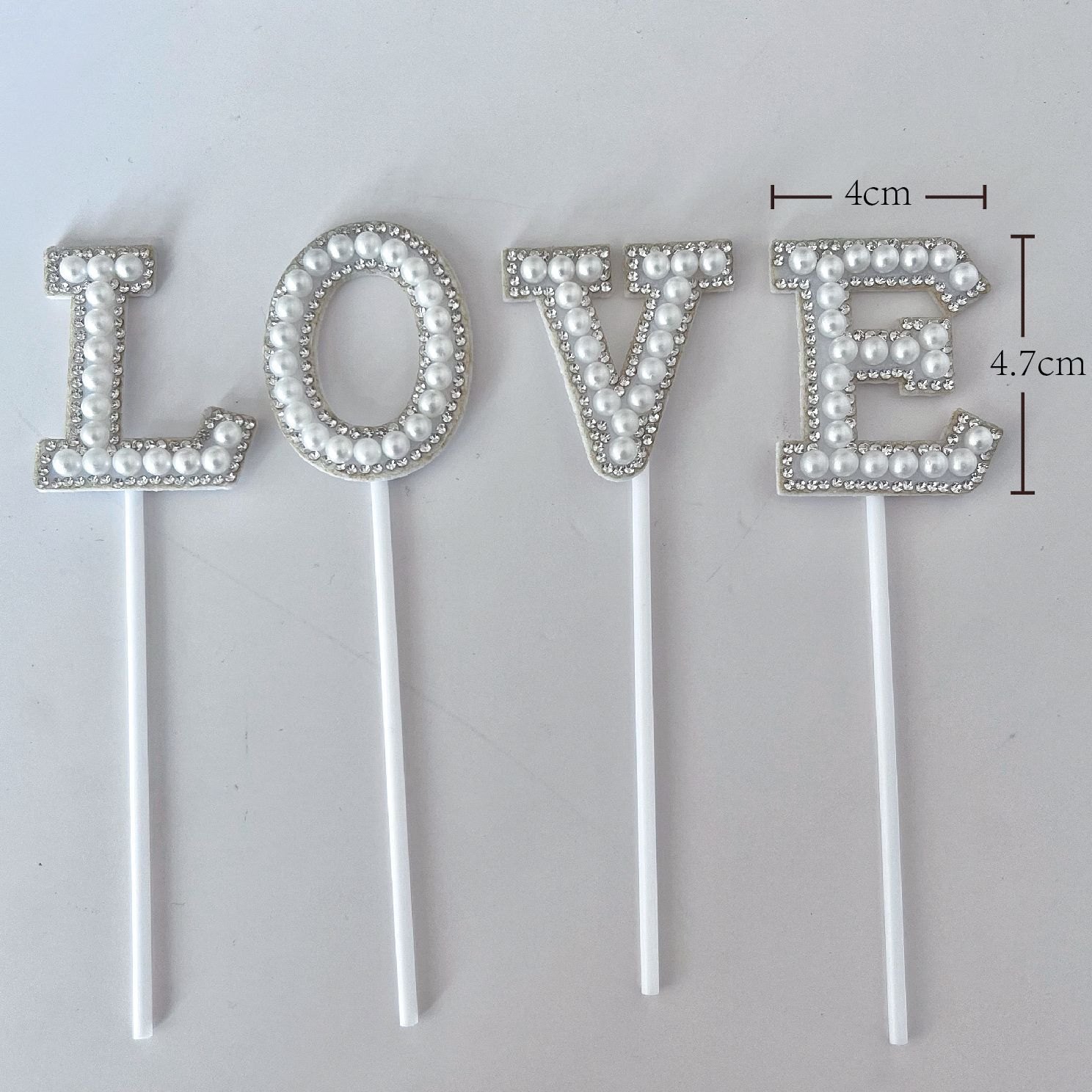 Chữ Love Ngọc_Hồng