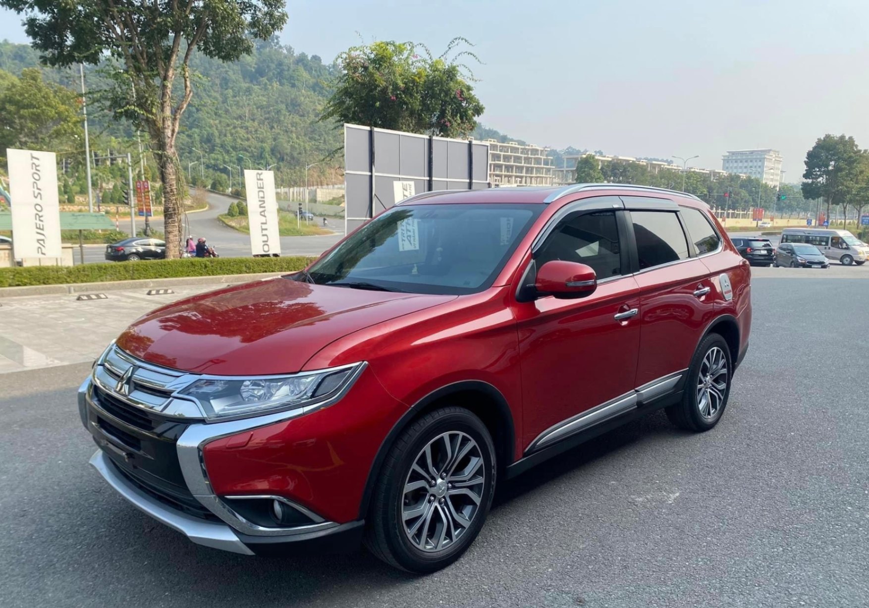 MITSUBISHI OUTLANDER 2.4 4x4 WD_2018