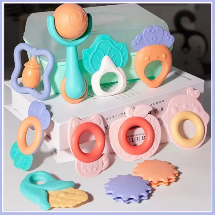 Set 10 món xúc xắc Baby Rattle