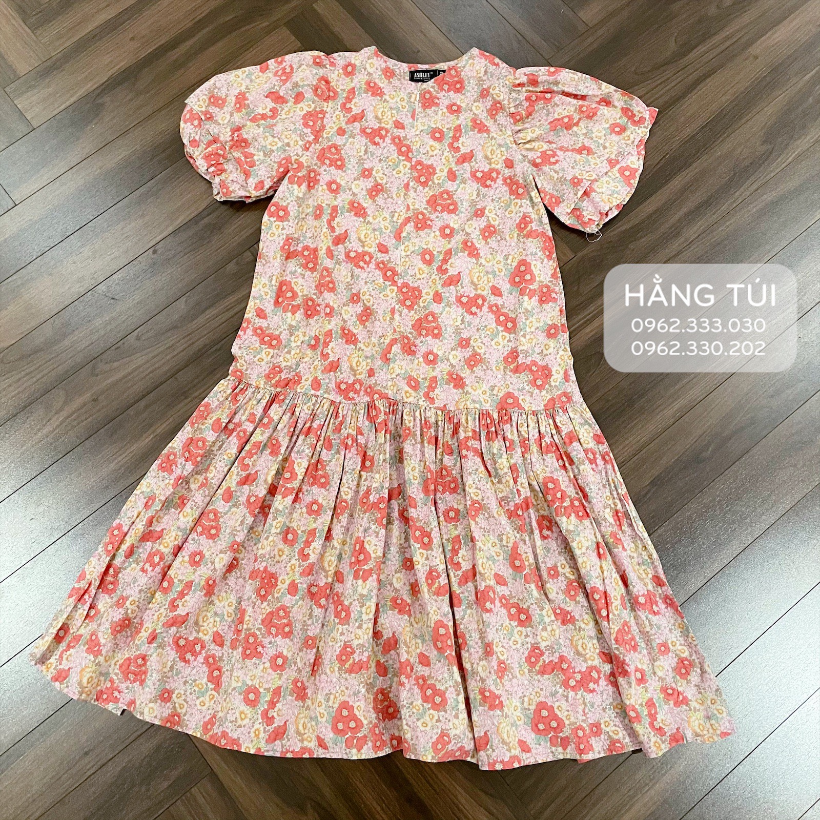 21-Váy hoa cổ tròn khóa trước màu hồng size M