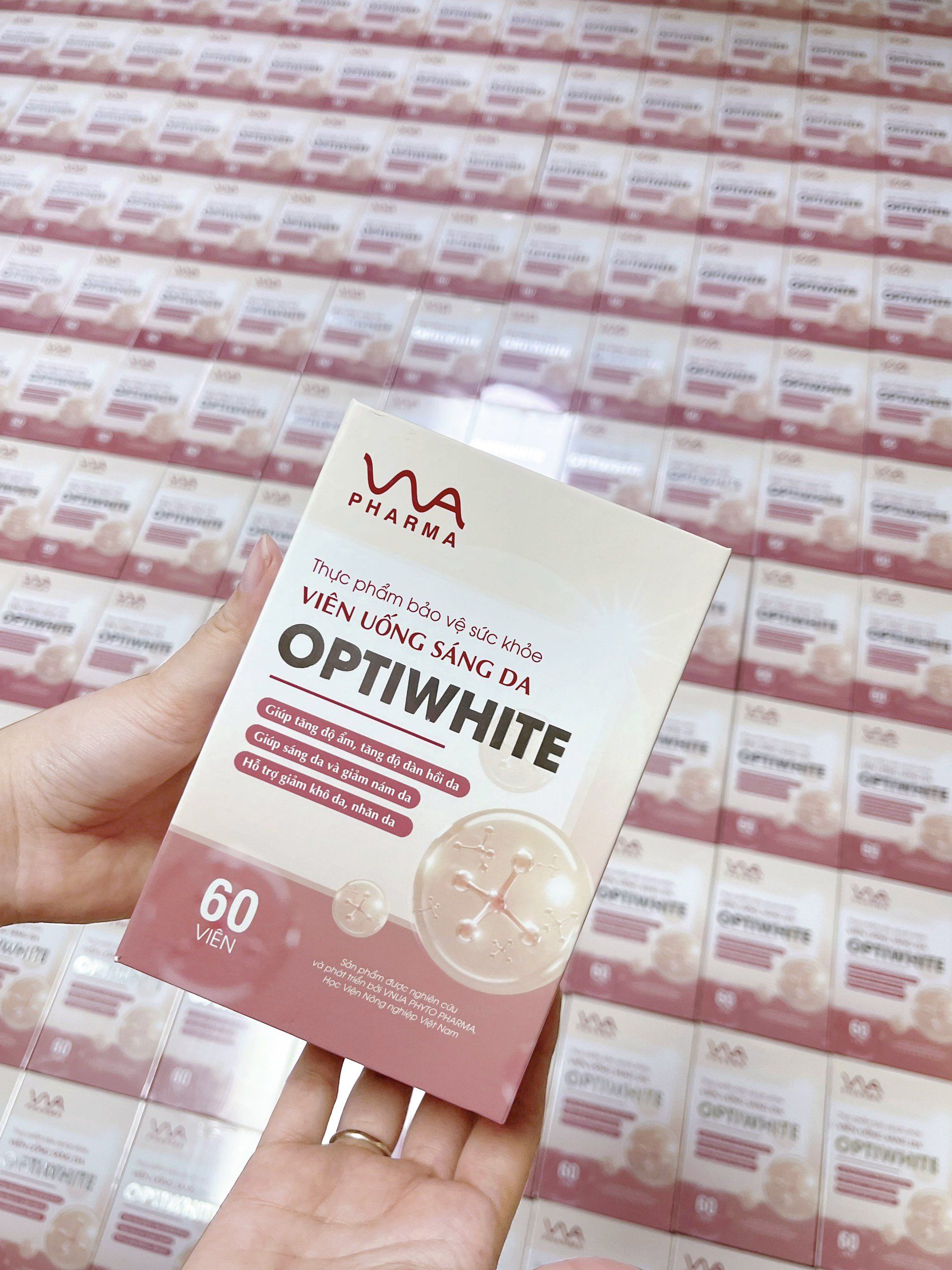 Vnua-Viên uống sáng da Optiwhite 60v