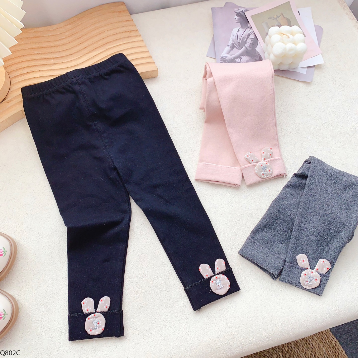 Q802C- Quần Legging Đính Thỏ Đen-6(7-9kg)