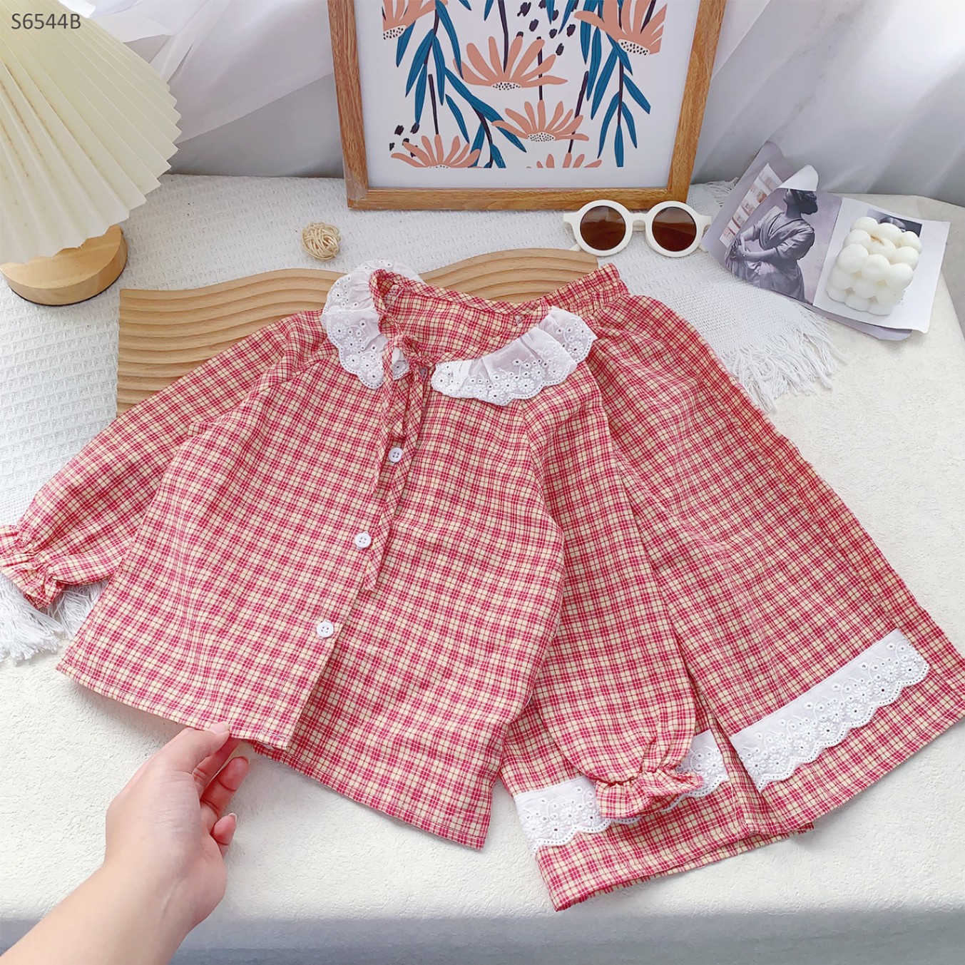 S6544B- Set Pyjama Kẻ Cổ Ren Nơ Đỏ-80(9-12kg)