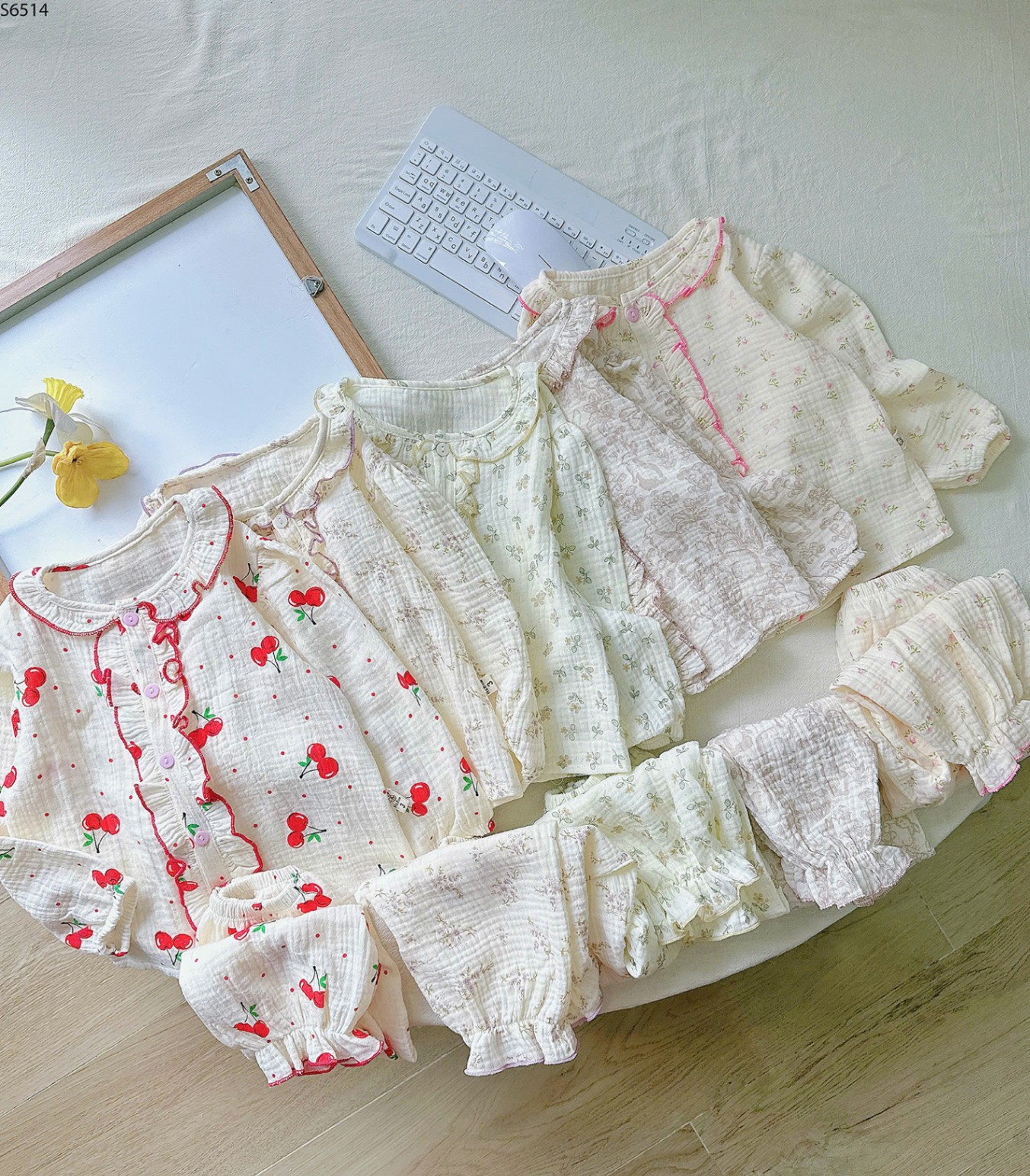 S6514- Set Pyjama Cúc Viền Bèo