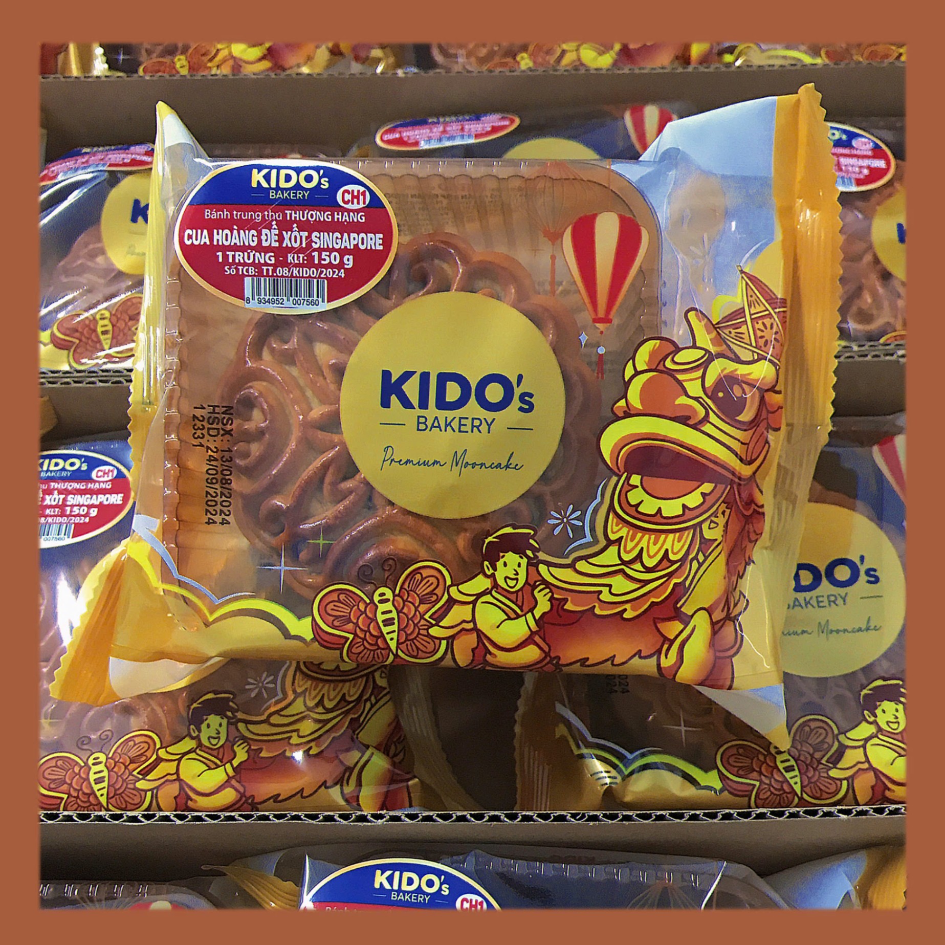 CUA HOÀNG ĐẾN XỐT -KIDO.jpg