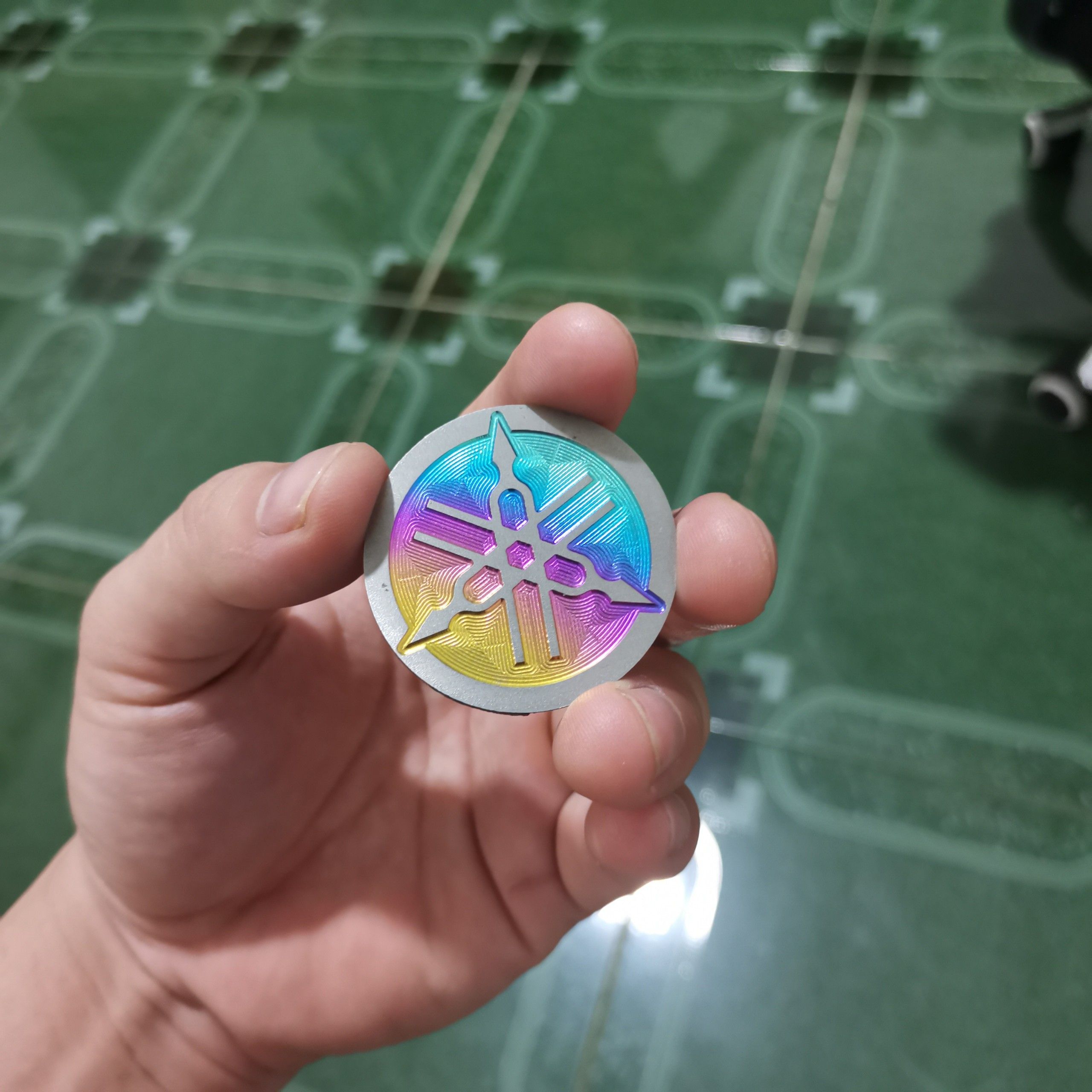 Xả Hàng Tem titanium Logo Yamaha Đường Kính 3cm