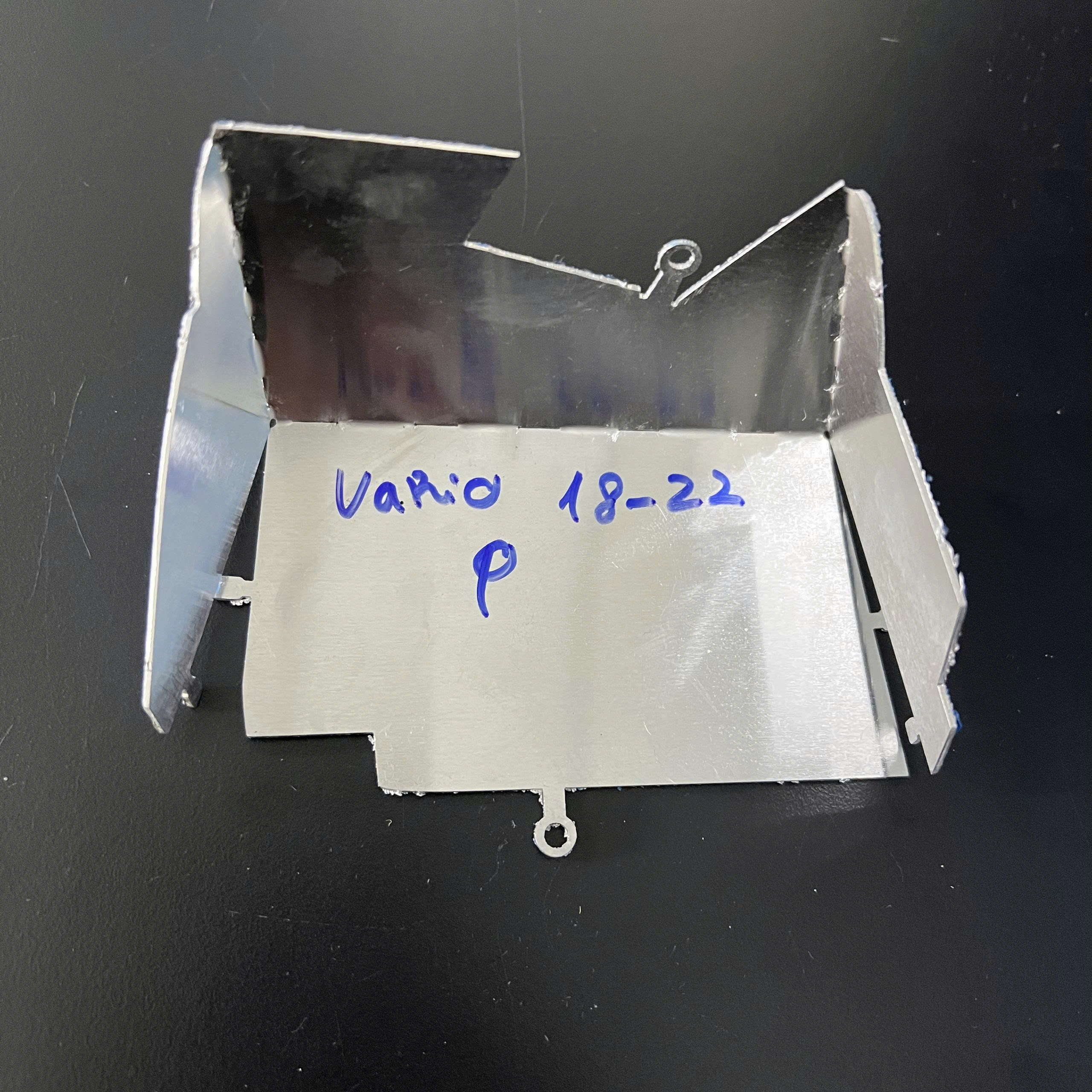 Chụp Nhôm Chống Nước Bi Cầu Cho Xe Vario 2018-2022 Chụp Bên Phải