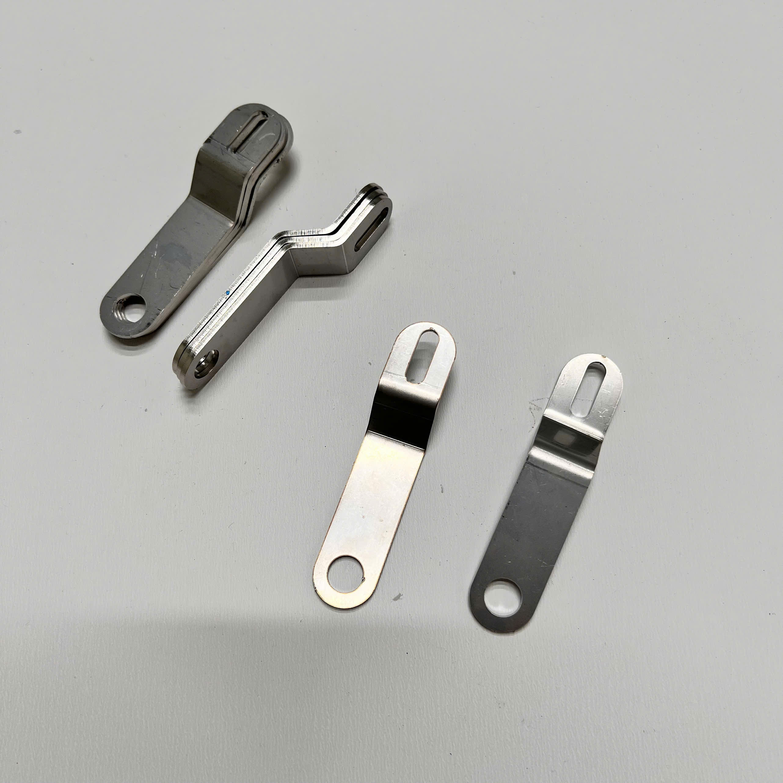 Pát Chân Phuộc Sh 2017 -2019 Gắn Đèn Trợ Sáng Inox 304 2mm Giá 1 cái