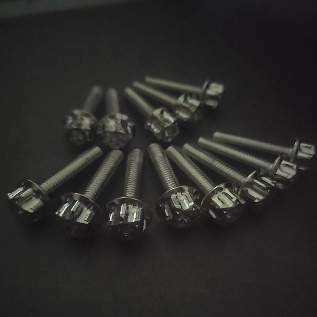 Xả Hàng Ốc Salaya 8Li40 Đầu Trụ Inox 304