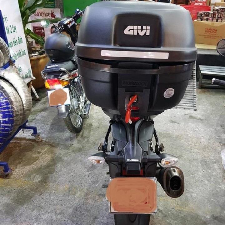 Thùng sau Givi E26N phù hợp với những dòng xe có cốp xe quá nhỏ, không đủ sức chứa