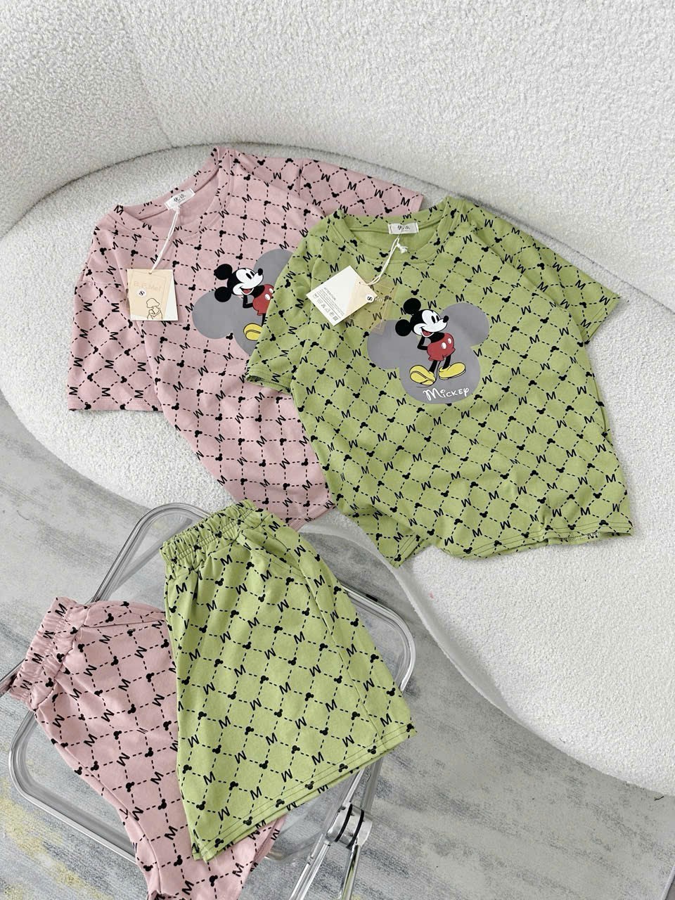 Bộ mickey full M tim tràn