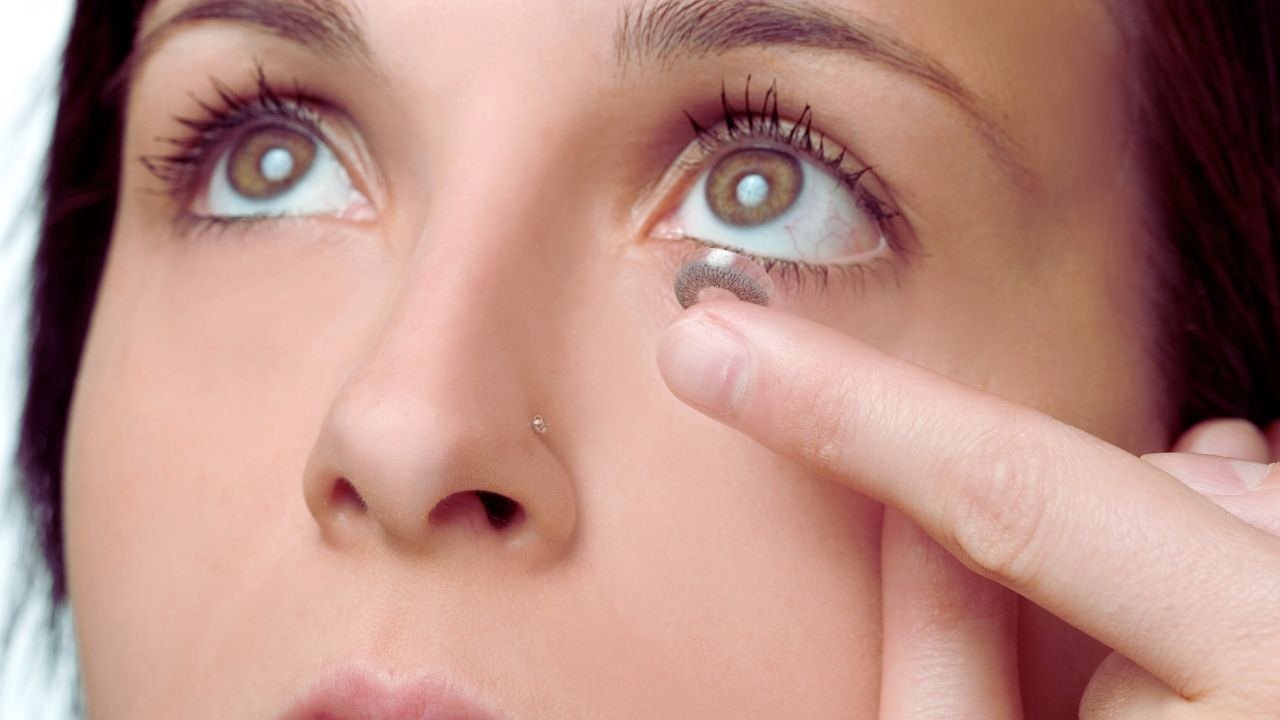 Bí kíp đeo Lens ngay lần đầu - Dễ như ăn kẹo, không lo cộm, xước!